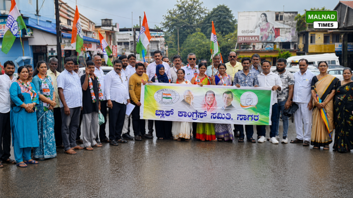 ಖರ್ಗೆ ಭಾಷಣದ ಸ್ಥಳ ಶುದ್ಧೀಕರಣ ಖಂಡಿಸಿ ಸಾಗರದಲ್ಲಿ ಕಾಂಗ್ರೆಸ್ ಪ್ರತಿಭಟನೆ – congrss protest