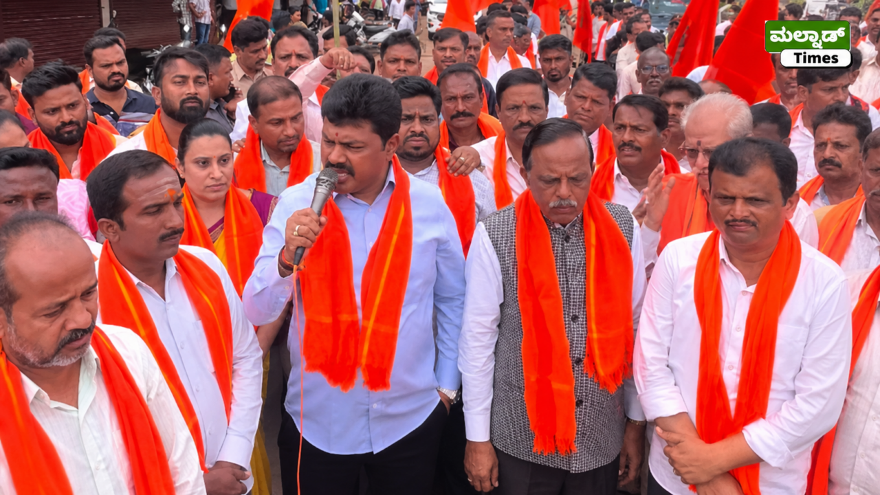 ಗೋ ರಕ್ಷಕರ ಮೇಲೆ ಹಲ್ಲೆ ಖಂಡಿಸಿ ಶಿಕಾರಿಪುರದಲ್ಲಿ ಪ್ರತಿಭಟನೆ: ಕಠಿಣ ಕ್ರಮಕ್ಕೆ ಬಿ.ವೈ. ರಾಘವೇಂದ್ರ ಆಗ್ರಹ – shikaripuar