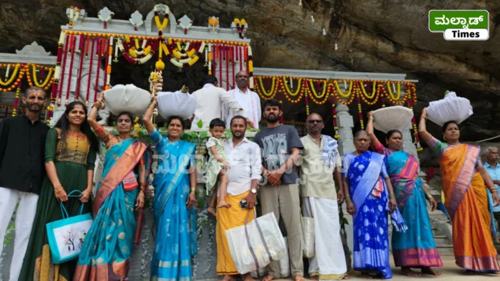 ಅಮ್ಮನಘಟ್ಟ ಜೇನುಕಲ್ಲಮ್ಮ ದೇವಿ ಮೊದಲ ಜಾತ್ರೆ Jenukallamma
