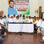 ಶಿವಮೊಗ್ಗ ಕಾಂಗ್ರೆಸ್‌ನಲ್ಲಿ ಬಣ ರಾಜಕಾರಣ ಇಲ್ಲ; ಎಲ್ಲರನ್ನೂ ಒಗ್ಗೂಡಿಸಿ ಪಕ್ಷ ಸಂಘಟನೆಗೆ ಆದ್ಯತೆ: ಹೆಚ್.ಸಿ. ಯೋಗೇಶ್ – hc yogesh