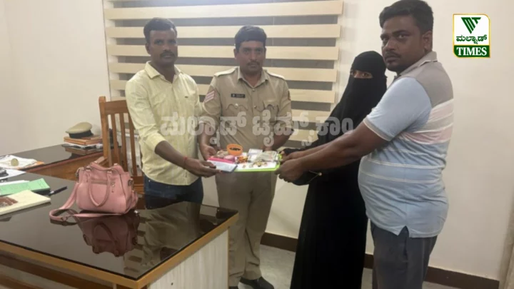 ಖಾಸಗಿ ಬಸ್‌ನಲ್ಲಿ ಬಿಟ್ಟಿದ್ದ ₹ 2 ಲಕ್ಷ ಮೌಲ್ಯದ ಚಿನ್ನಾಭರಣ, ನಗದು ಮಹಿಳೆಗೆ ಮರಳಿಸಿದ ಪೊಲೀಸರು Police